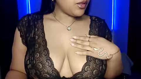 Lucy online show from December 15, 1:34 am