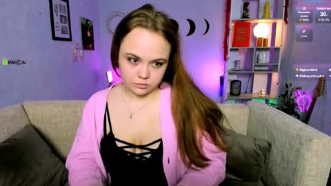 lucy online show from April 5, 10:51 pm