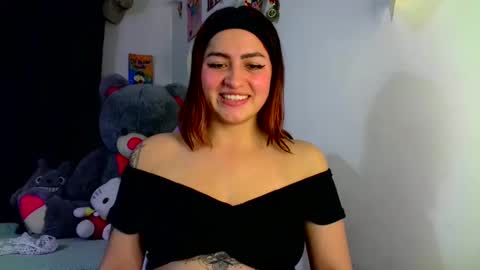 Snapshot of lucycherry__ chatting on March 11, 3:14 am LUCIA online show from March 11, 3:14 am