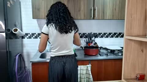 Snapshot of lucygarciia chatting on September 25, 3:13 am Lucy online show from September 25, 3:13 am