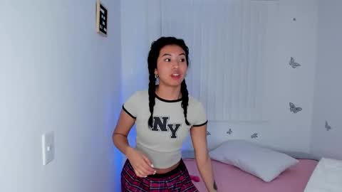 Snapshot of lucygarciia chatting on September 16, 3:19 am Lucy online show from September 16, 3:19 am