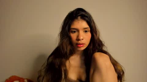 lucyportman online show from April 7, 1:29 am