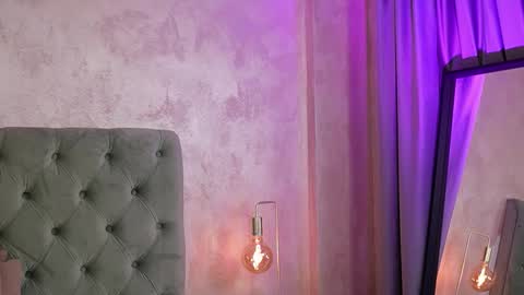 LucyWillow online show from February 10, 5:32 am