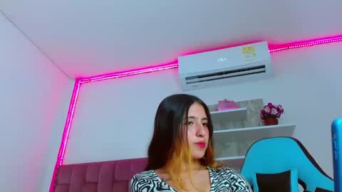 LUCY online show from January 27, 10:49 pm