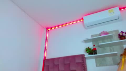 LUCY online show from January 30, 1:33 am