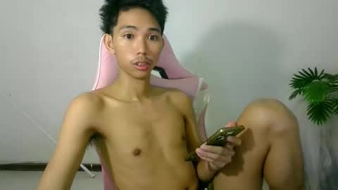 lui_the_fucker online show from December 17, 5:25 am