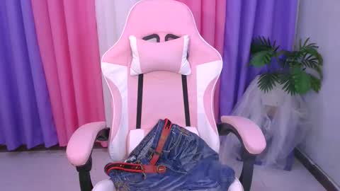 lui_the_fucker online show from November 8, 7:28 pm