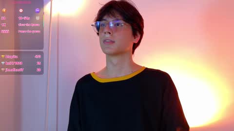 Lui online show from March 2, 7:15 am