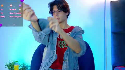 Lui online show from April 21, 3:35 am