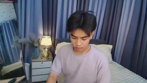 luigi_moreno online show from October 7, 4:47 pm