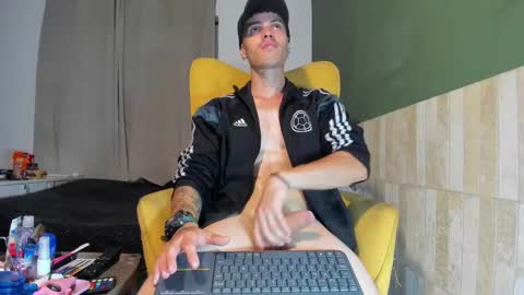 Luis AS online show from February 23, 1:02 am