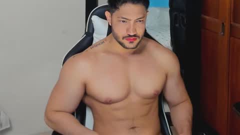 luis_baptista online show from September 27, 11:57 pm