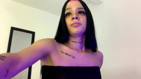   Luisa Fernanda  online show from February 1, 1:35 am