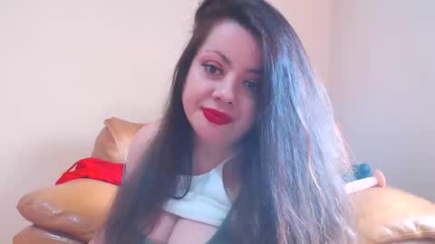 Cassie online show from April 7, 8:49 am