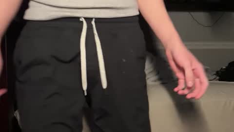 Snapshot of luisapolonio chatting on March 2, 3:45 am Luis online show from March 2, 3:45 am