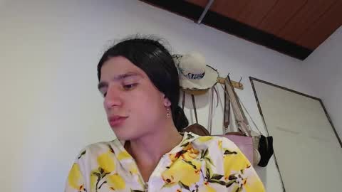 Luisita online show from March 18, 3:12 am