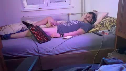 Lukas  online show from December 19, 12:06 am