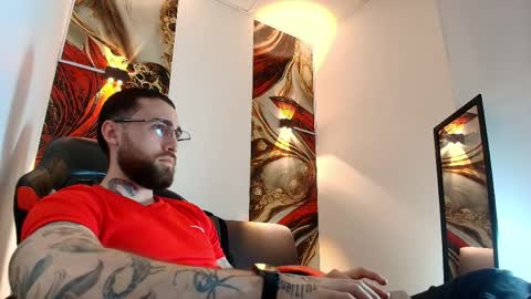 LUKE online show from April 1, 1:41 pm