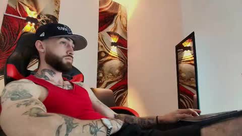 LUKE online show from November 1, 1:32 pm