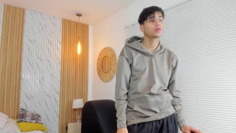 Luke online show from February 5, 12:06 pm