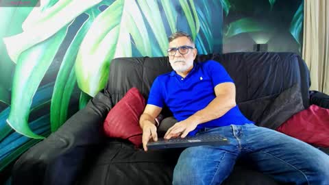 Luke Crews online show from September 20, 7:17 pm