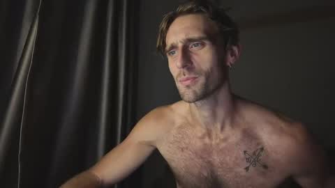 MR. Luke Gunn online show from November 13, 2:58 am