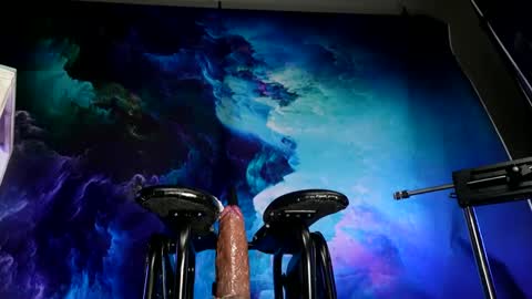 lukewildone online show from September 27, 7:17 am