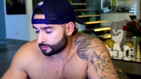 Lukhas f4f online show from March 7, 2:25 am