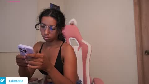 lulitauwu online show from December 3, 3:18 am