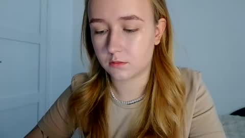 Lulu Baby18 online show from April 21, 6:20 am