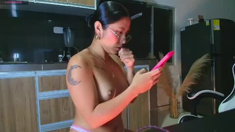 Lulu online show from May 26, 3:12 am
