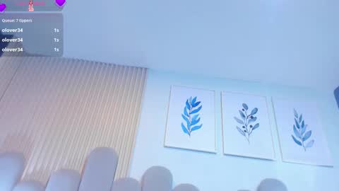 luly_dreams online show from March 28, 11:33 am