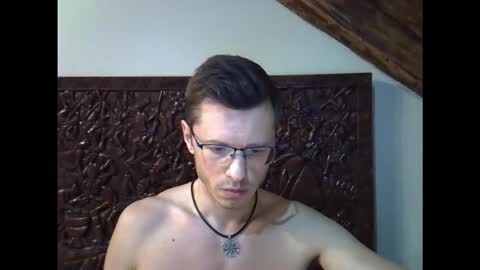 Andrew independent model 2000-0000 CET daily online show from December 22, 9:10 pm