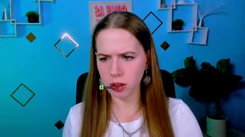 Sweet Lumi online show from July 29, 7:30 am