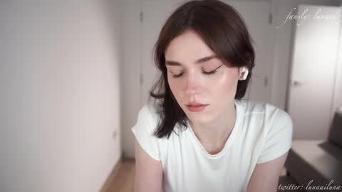 Just call me Lu online show from March 4, 5:45 pm