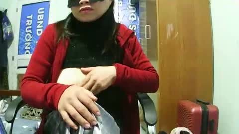 luna_beauty25 online show from December 14, 2:56 pm