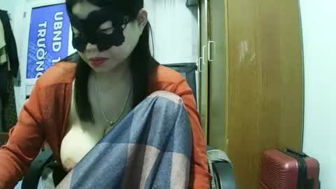 luna_beauty25 online show from March 17, 10:26 pm