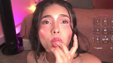 Lunita online show from April 10, 7:51 pm