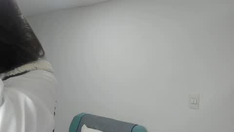 luna  online show from April 24, 11:23 am