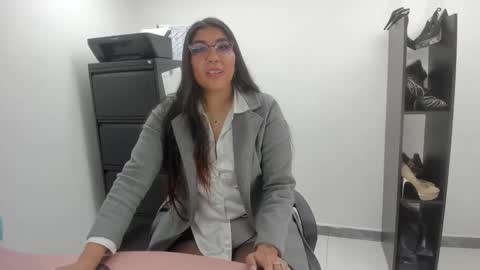 luna  online show from February 16, 11:19 am