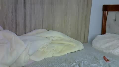 maskedmalkia online show from April 21, 3:24 am