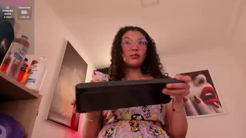 Luna jone online show from July 18, 12:40 pm