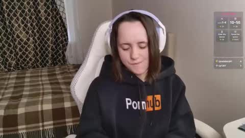 luna_loveeee online show from September 19, 4:49 am