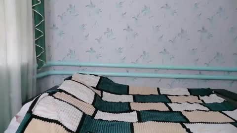 Snapshot of luna_lure11 chatting on October 15, 8:59 am luna_lure11 online show from October 15, 8:59 am