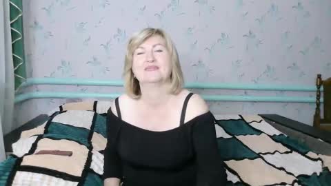 Snapshot of luna_lure11 chatting on September 21, 11:25 am luna_lure11 online show from September 21, 11:25 am