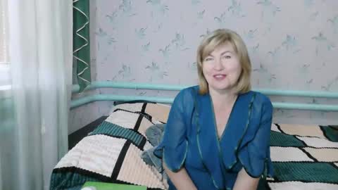 Snapshot of luna_lure11 chatting on September 18, 9:57 am luna_lure11 online show from September 18, 9:57 am