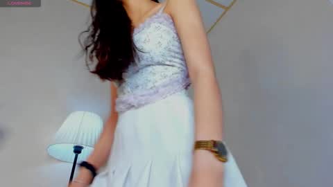 luna_mee online show from March 2, 7:15 am