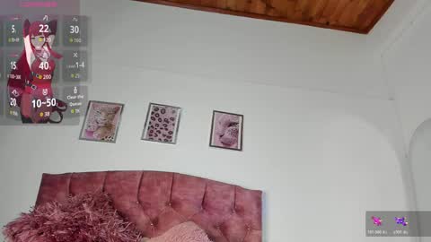 luna_velveth1 online show from April 1, 10:38 am