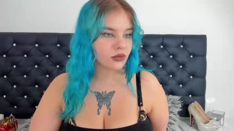 Luna online show from April 25, 1:41 pm