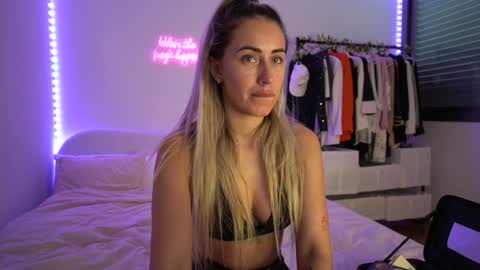 Laura online show from January 20, 9:13 am